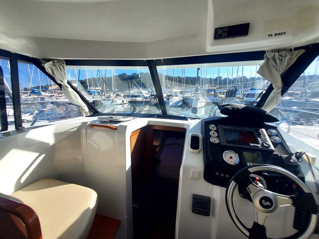 slider 11 Beneteau Antares 30 Fly